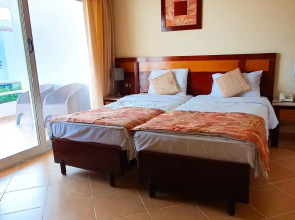 Отель Viking Club