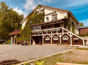 Отель Гостиничный рыболовно-охотничий комплекс Александровский Причал