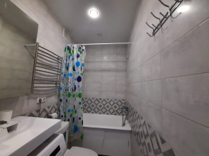 Апартаменты Первая Студия на Ларюшина 6к2