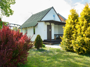 S 4 Spalnyami Private House