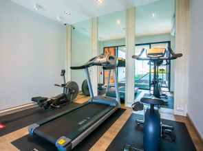 Отель Recenta Style Phuket Town