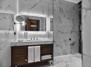 Hotel Crowne Plaza Tashkent, an IHG Hotel