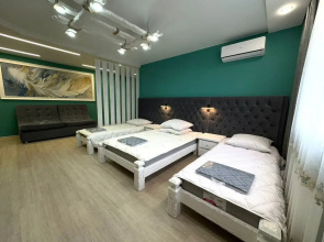 Na Parovoznoy 15 (6a) Flat