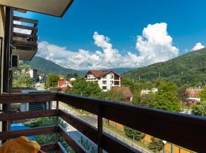 Апартаменты семейные с видом на горы