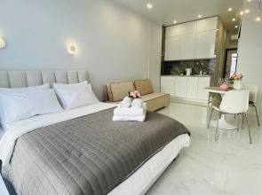 Апартаменты С Бассейном на Крыше