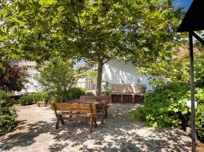 Гостевой Дом Белый Дом в Гурзуфе на Строителей