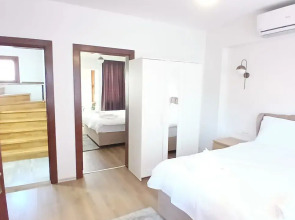 Отель Blue Sophia Suites