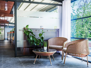 Отель River Inn