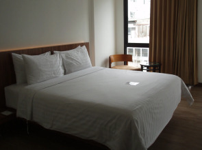 Отель Sacha's Hotel Uno