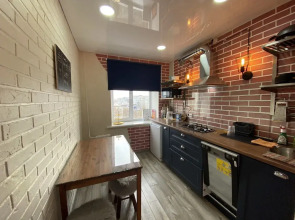 Квартира четырехкомнатная на Цюрупы, 84