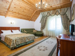 Отель Каприз