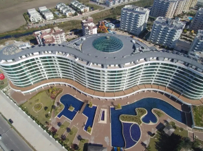 Maxi Sirius Town Apartment