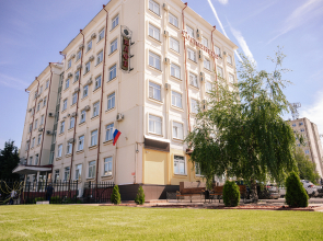 Отель Октябрьская*