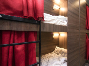 Хостел Планета