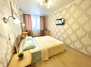 Апартаменты двухкомнатные в Центре Города на 5 этаже (рядом с набережной р. Волга)