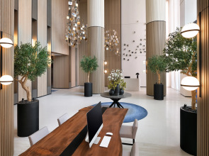 Отель Vida Emirates Hills