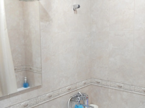 Апартаменты 2-х комнатная квартира на Расула Гамзатова