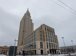 Апартаменты Алис в Алкон Тауэр 912