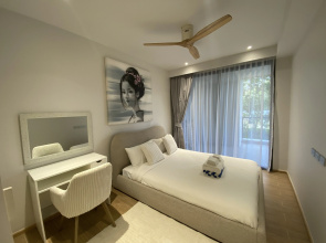 Lbs-4203 2 Spalni Ryadom S Plyazhem Bangtao Panoramny Balkon Apartments