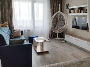 Квартира Cozy and bright apartment