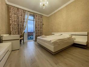 Апартаменты 3-комнатные HomeApart Ленина, 4