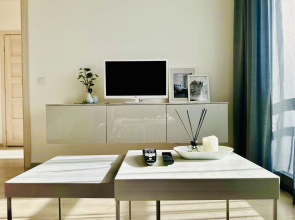 Yevro Dvushka V Zhk Artlayn Apartments