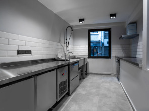 Smart and Simple Hotel Karakoy