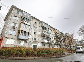 Апартаменты на Острякова 3