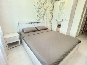 Svetlaya S Novym Remontom Flat