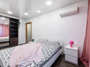 Квартира уютная у набережной