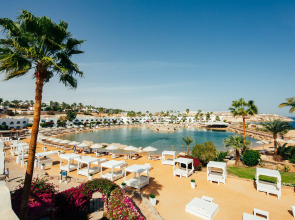 Курортный отель Domina Coral Bay