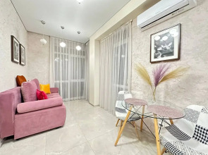 Море квартир с видом на зеленую бамбуковую рощу