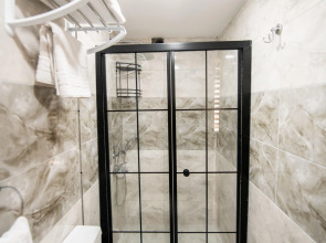 Отель Galapera Hotel