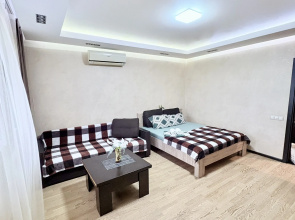 Uyutnaya Na Artelnom Pereulke Flat
