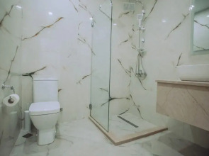 Отель Royal Medis