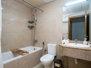 Апартаменты Welcome Home in Marina Crown 1 Спальня с Балконом