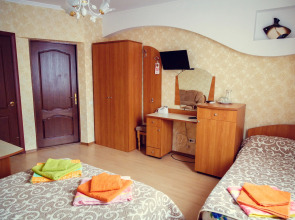 Отель София