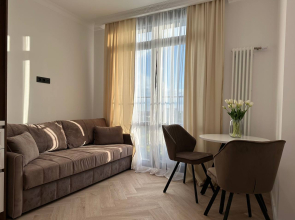 Апартаменты ДзенХоум Характер 300