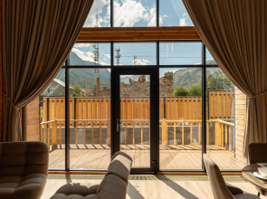 O2 Barnhouse Chalet
