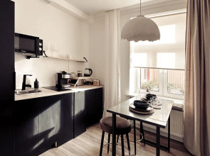 Квартира В. Первомайская