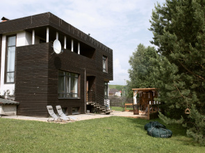 Kottedzh Sorochany Khills Private house
