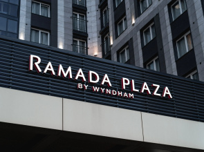 Ramada Plaza baj Vindham Sankt-Peterburg Hotel