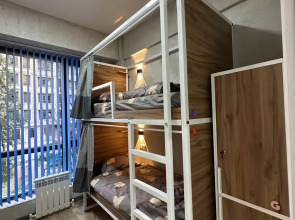 Хостел izzzi hostel Bishkek