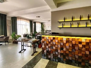 Отель Olympia Garden