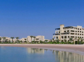Grand Hyatt Doha Hotel & Villas