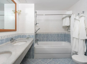 Pyramids Resorts, Charvak