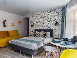 Комфортные апартаменты для троих с видом во двор