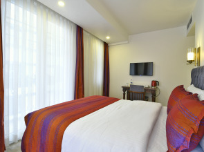 Отель Istanbul Life