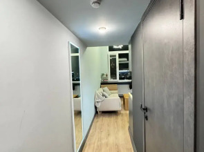 Двухуровневые Апартаменты на Нагорной с красивым видом из окна