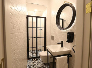 Отель Kamil Bey Suites